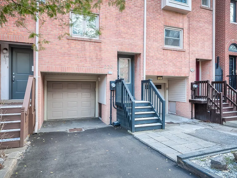 233 Berkeley St — Photo 19