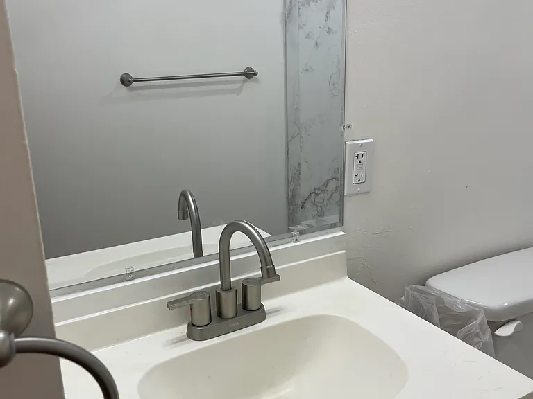 657 Belmont Ave — Photo 5