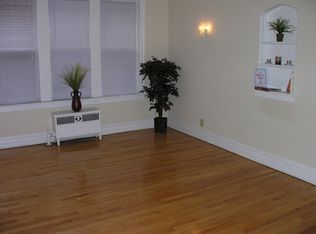 2141 Gunderson Ave APT 321, Berwyn, IL 60402