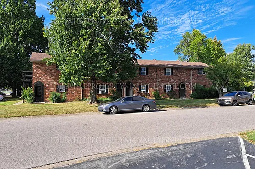 1202 E Walford Dr #2 Photo 1
