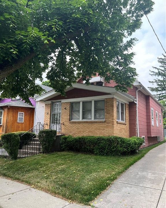 1st image of 22 Van Gorder St