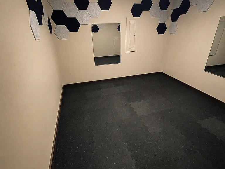 Home gym in basement