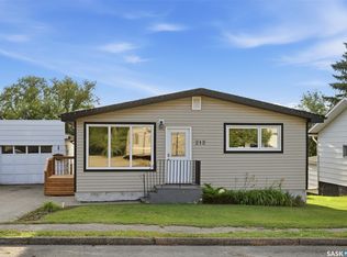 212 3rd St W, Delisle, SK S0L0P0