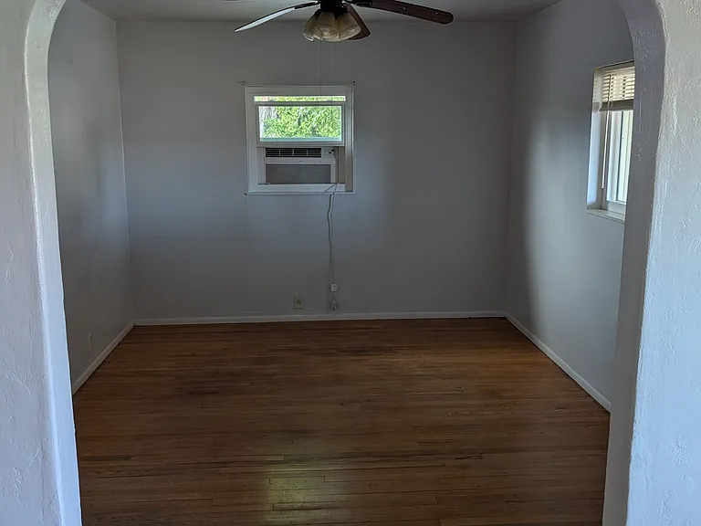 904 East St — Photo 10