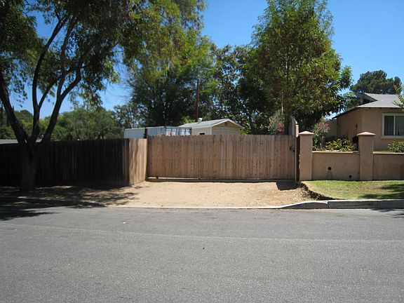 2nd image of 1310 Calle Pensamiento