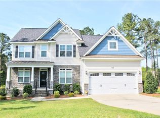 80 Valley Pines Cir, Spring Lake, NC 28390