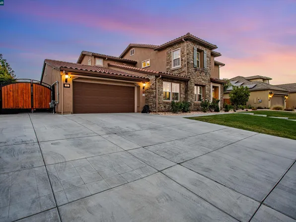 311 Rolling Sage Cir, Vacaville, CA 95688