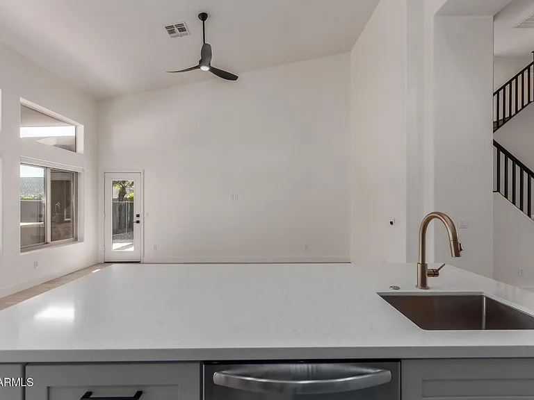 5127 E Charleston Ave — Photo 11