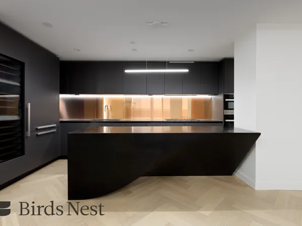 1480 Howe St, Vancouver, BC