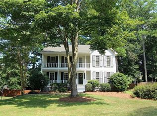 2690 Bennington Dr NE, Roswell, GA 30062