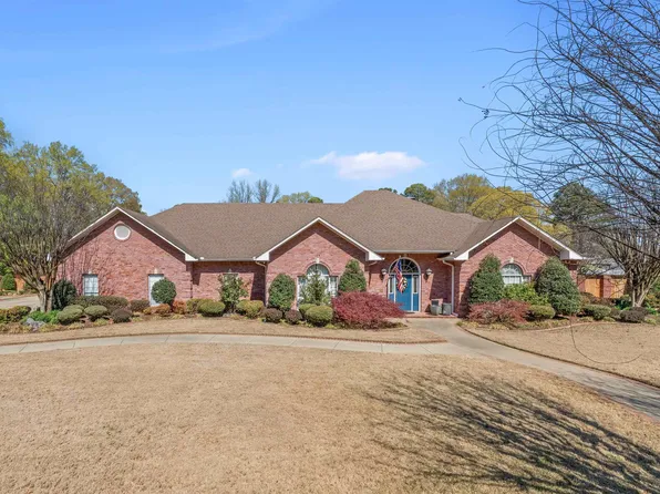 10 Woodland Dr, Jacksonville, AR 72076