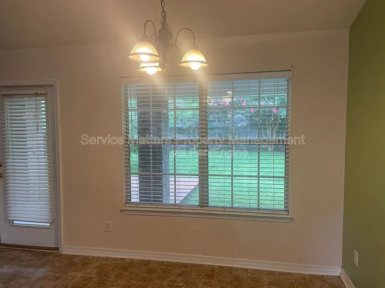 6940 Hardwood Ct — Photo 9