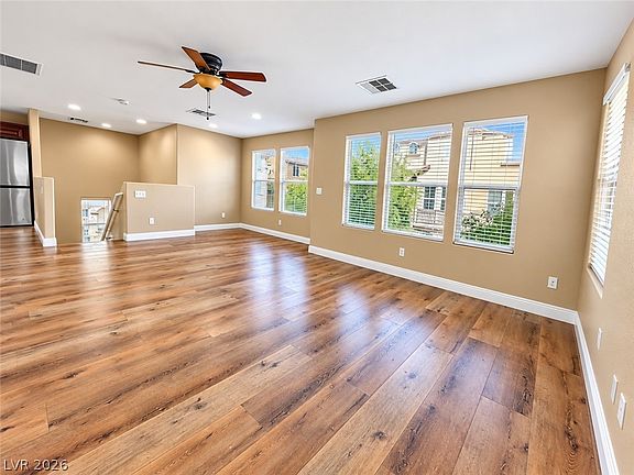4th image of 1257 Sand Castle Ave