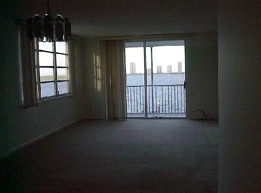 2nd image of 100 Paradise Harbour Boulevard #3010