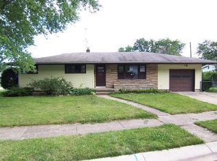 524 Hillridge Dr, Fairborn, OH 45324