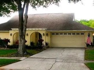 16604 Mandy Ln, Tampa, FL 33618