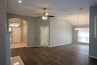 2932 Dover Dr — Photo 7