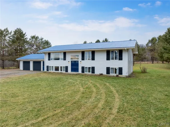 625 N Creek Rd, Little Falls, NY 13365