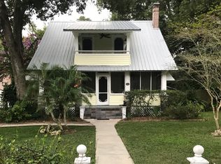 1038 E 5th Ave, Mount Dora, FL 32757