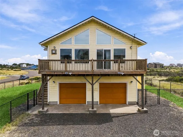 1400 Ocean Shores Boulevard SW, Ocean Shores, WA 98569