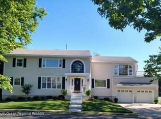 400 Ocean Rd, Spring Lake, NJ 07762