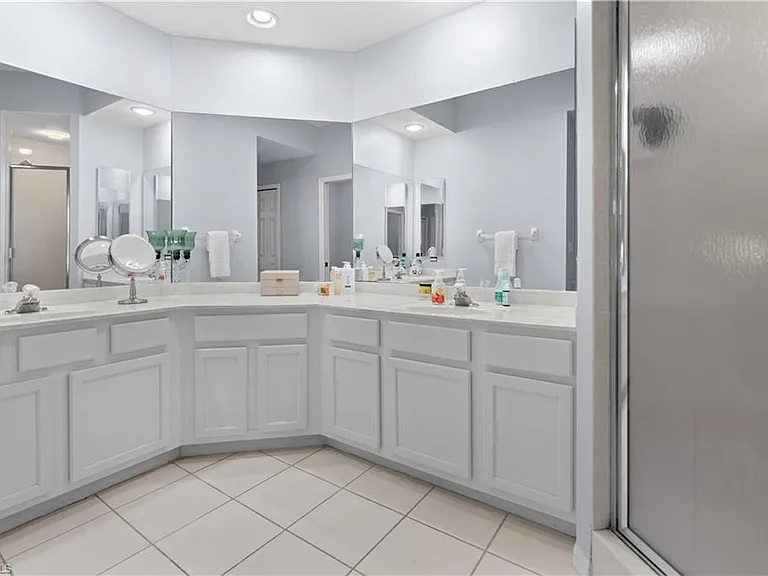 14967 Rivers Edge Ct #B2 — Photo 12