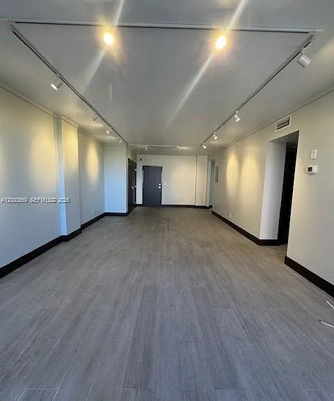 90 Edgewater Dr #606 — Photo 1