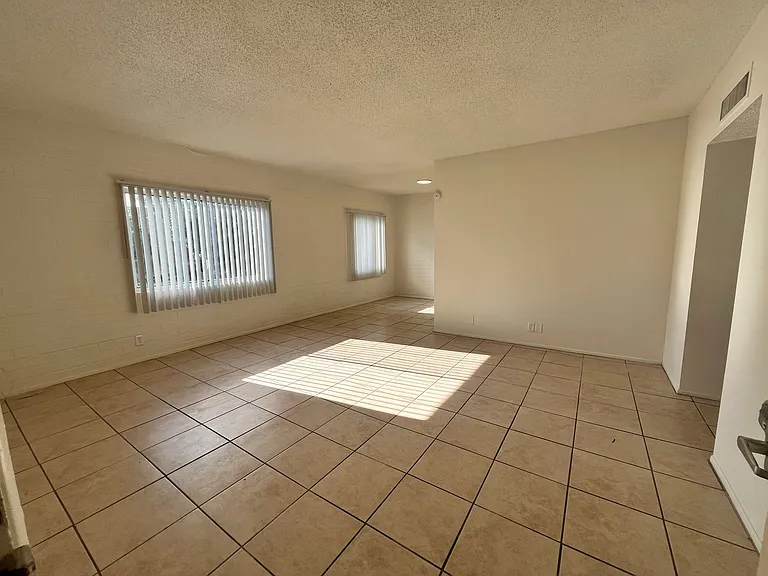 Catalina View Apartments — Photo 75