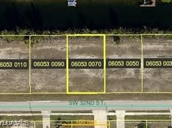 2321 SW 32nd St, Cape Coral, FL 33914