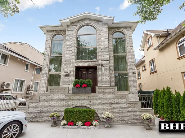 157 Amherst St, Brooklyn, NY 11235