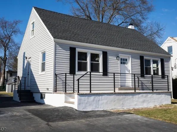 40 Oak St, Lincoln Park Boro, NJ 07035
