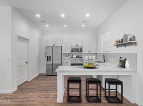 406 W. 7th St.