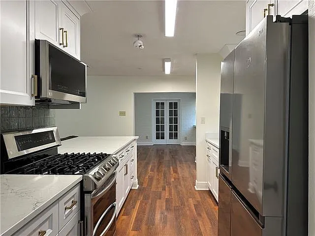 916 Martin Behrman Walk — Photo 5