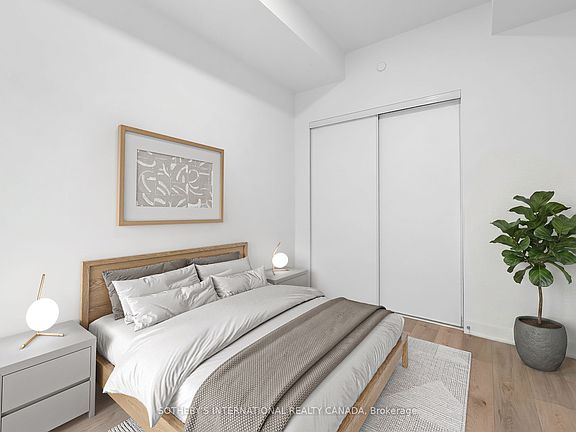 4th image of 9 Tecumseth St #427