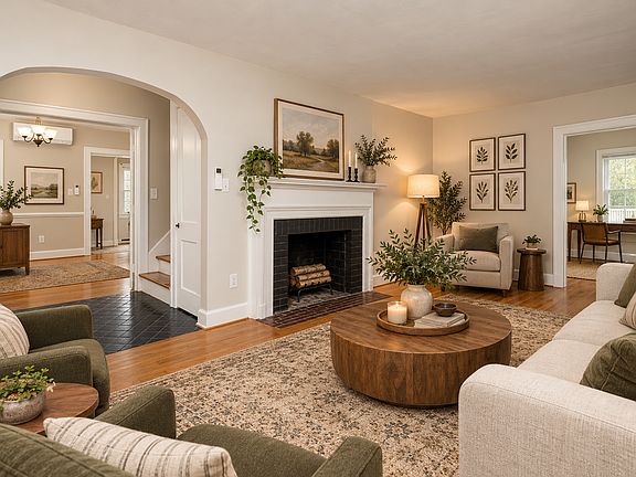 2nd image of 224 Crompton Rd
