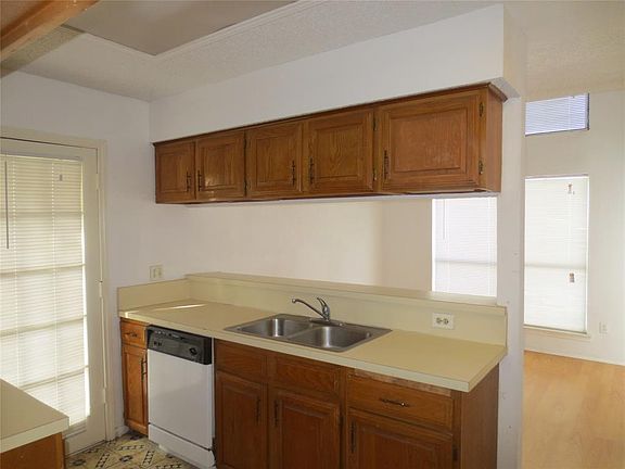 3rd image of 629 Via La Paloma