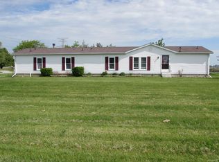 2440 Genoa Rd, Perrysburg, OH 43551