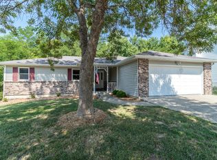 4422 W South Pinebrook Ln, Columbia, MO 65203