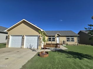 1312 E Pheasant Ridge Dr, Watford City, ND 58854