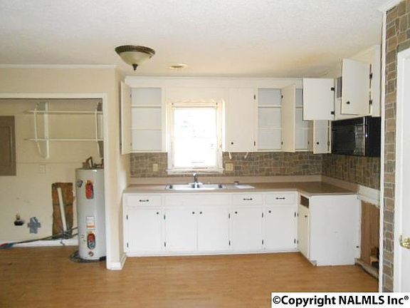 5th image of 18173 Circle Dr