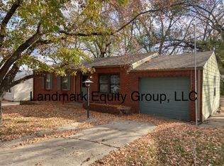 405 E 3rd Dr S, Independence, MO 64050