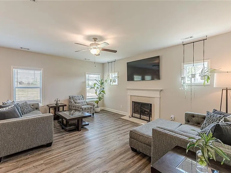 123 Mulberry Dr — Photo 14