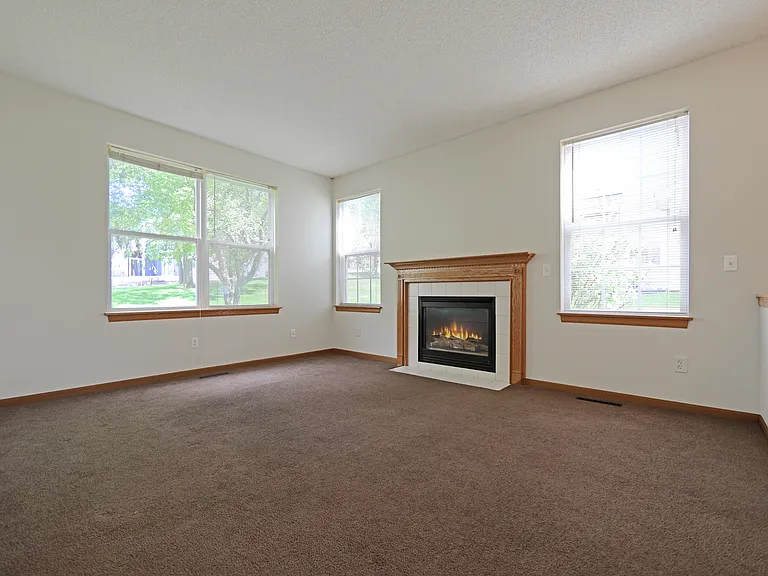 16342 Jamison Path — Photo 7