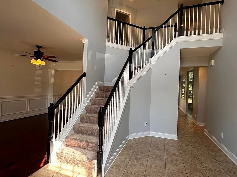 8909 Gentlewind Way — Photo 3