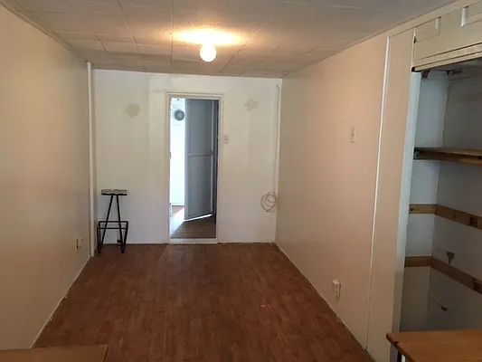 Rented by Premier Metro Realty Corp | media 18