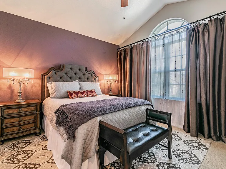 Bedroom with Queen Bed