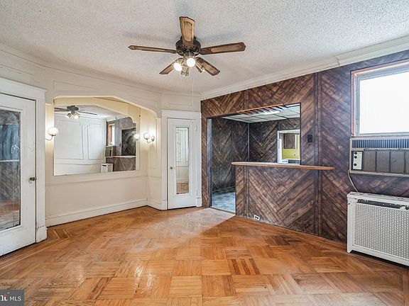4th image of 5722 Wyndale Ave