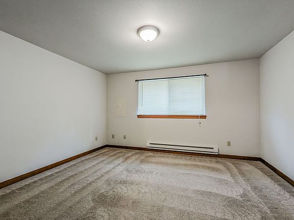 5th image of 4811 80th St NE Unit 1