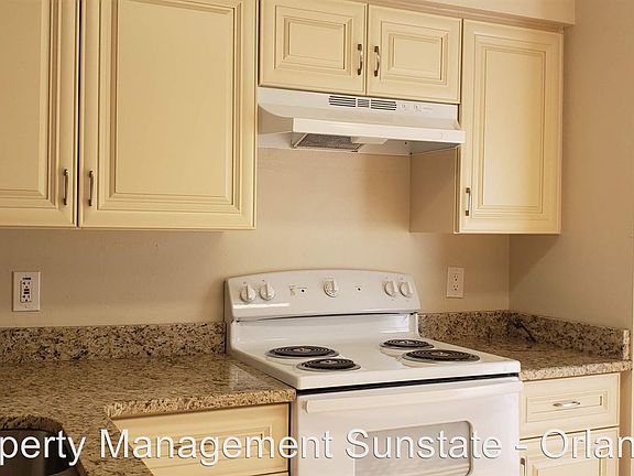 4th image of 1103 Vista Palma Way