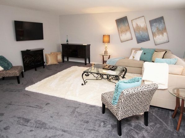 (undisclosed Address)